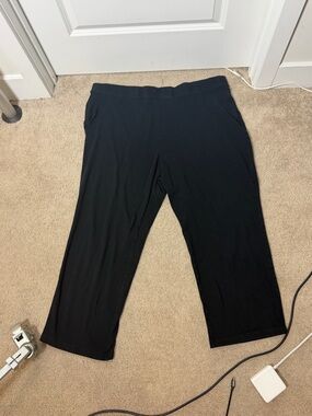 Karen Scott Sport Capri Pull-On Pants